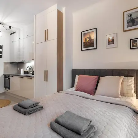 Urban Chic - - Center&orla