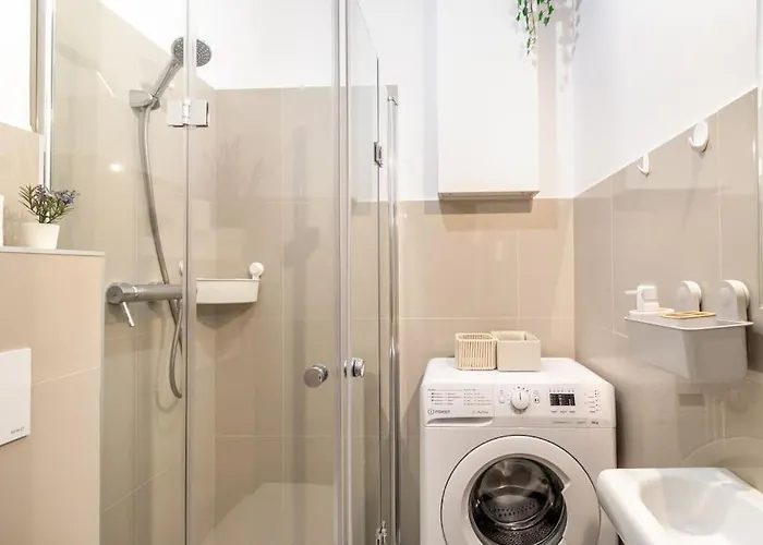 Urban Chic - - Center&orla شقة وارسو